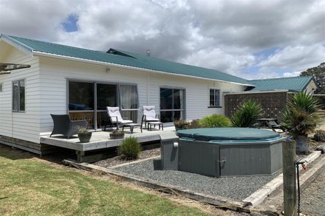 Photo of property in 14 Kaiikanui Road, Opuawhanga, Hikurangi, 0181