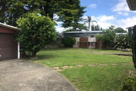 Photo of property in 6 Solo Place, Manurewa, Auckland, 2102