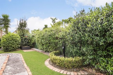 Photo of property in 9 Victor Street, Avondale, Auckland, 1026