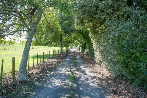 Photo of property in 2178 Kakaramea Road, Ngahinapouri, Hamilton, 3290