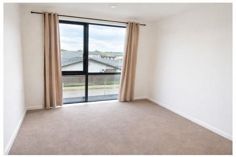 Photo of property in 22 Balthazar Road, Kumeu, 0810