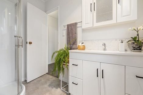 Photo of property in 6 Dillon Drive, Bell Block, New Plymouth, 4312