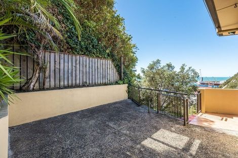 Photo of property in 4 Karaka Road, Bluff Hill, Napier, 4110