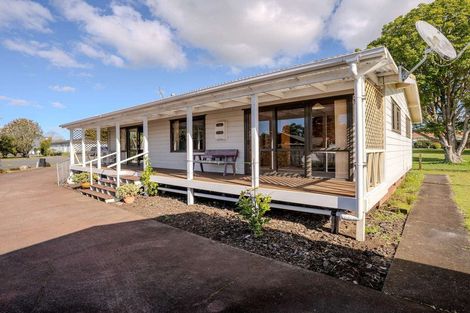 Photo of property in 19 Cobham Court, Kerikeri, 0230