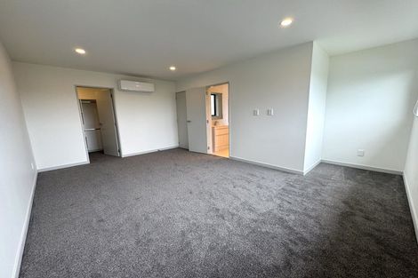 Photo of property in 4/218 Rosebank Road, Avondale, Auckland, 1026