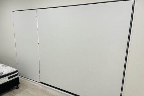 Photo of property in 7d Babich Road, Henderson Valley, Auckland, 0614