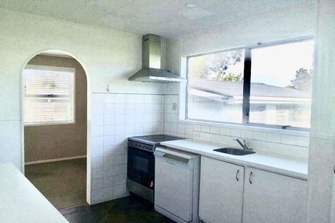 Photo of property in 68 Reelick Avenue, Pakuranga Heights, Auckland, 2010