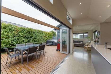 Photo of property in 6 Bargrove Close, Halswell, Christchurch, 8025