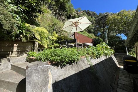 Photo of property in 9 Glen Road, Kelburn, Wellington, 6012