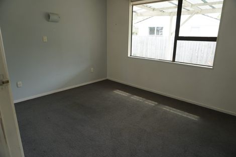 Photo of property in 2/170 Old Wairoa Road, Papakura, 2110