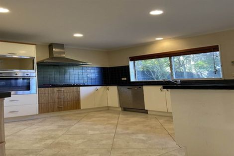 Photo of property in 15 Maybole Drive, Flat Bush, Auckland, 2016