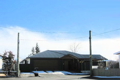 Photo of property in 13 Bendrose Place, Twizel, 7901