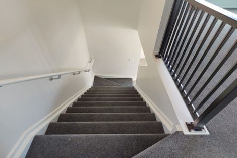 Photo of property in 5/29 Price Crescent, Mount Wellington, Auckland, 1060