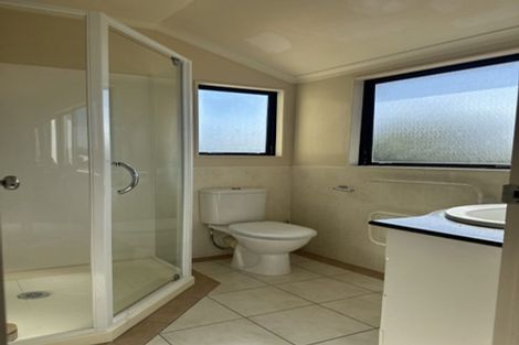 Photo of property in 49 Lilybank Crescent, East Tamaki, Auckland, 2013