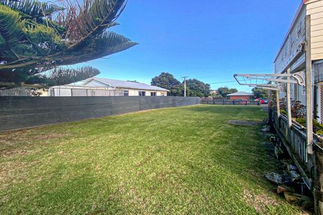 Photo of property in 156 Karaka Street, Castlecliff, Whanganui, 4501