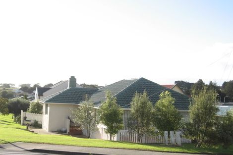Photo of property in 38 Orams Road, Hillpark, Auckland, 2102
