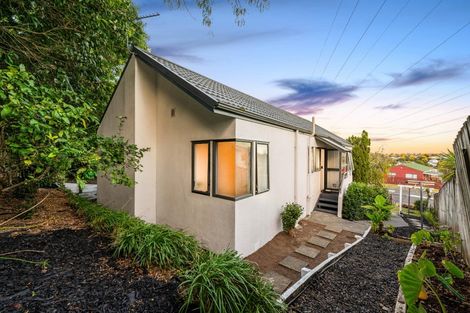 Photo of property in 56 Garton Drive, Massey, Auckland, 0614