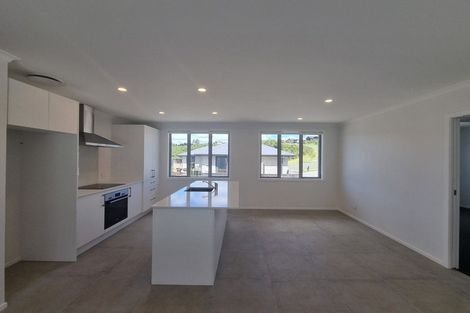 Photo of property in 8 Hauruia Way, Pyes Pa, Tauranga, 3112