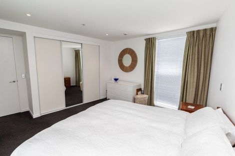 Photo of property in Portal Apartments, 5d/42 Cable Street, Te Aro, Wellington, 6011