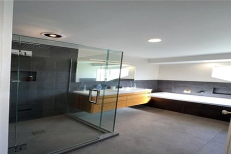 Photo of property in 5 Pintner Place, Somerville, Auckland, 2014