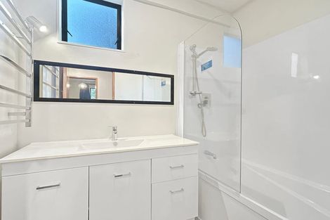 Photo of property in 9a-b Westridge Court, Paraparaumu, 5032