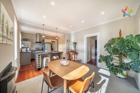 Photo of property in 7 Vincent Street, Waterloo, Lower Hutt, 5011