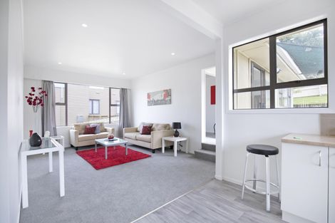 Photo of property in 1/66 Hillcrest Road, Papatoetoe, Auckland, 2025