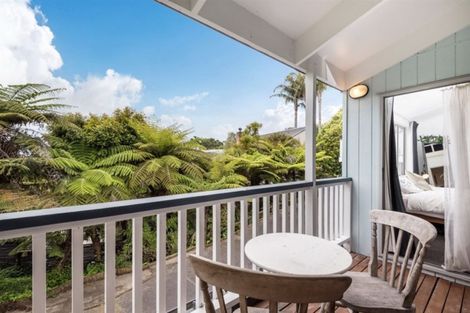 Photo of property in 90a Matipo Road, Mairangi Bay, Auckland, 0630