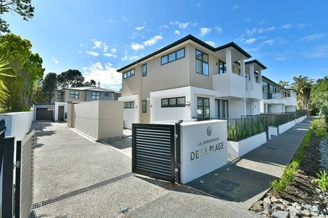 Photo of property in 4/445 Hibiscus Coast Highway, Orewa, 0931
