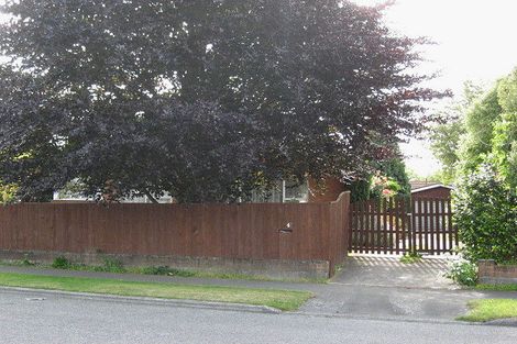 Photo of property in 49 Glenharrow Avenue, Avonhead, Christchurch, 8042