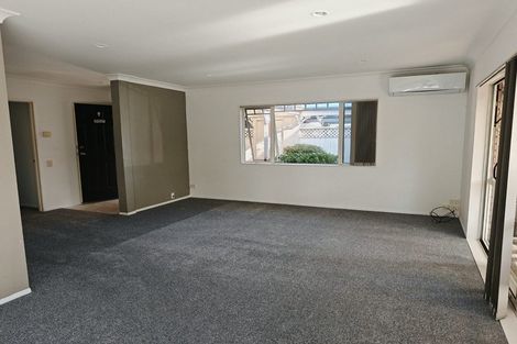 Photo of property in 14 Checkerberry Court, Henderson, Auckland, 0612