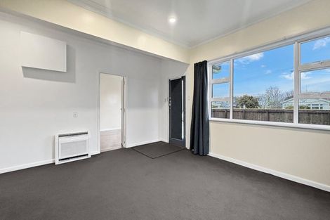 Photo of property in 38 Kirk Street, Otaki, 5512