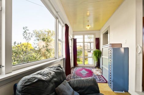 Photo of property in 24 Seymour Street, Waitara, 4320