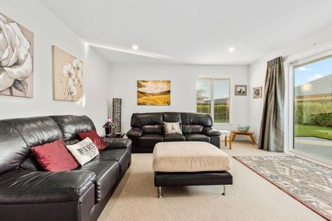 Photo of property in 35 Bayliss Drive, Kaiapoi, 7630