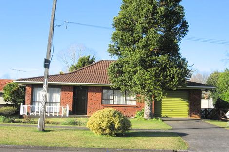 Photo of property in 1/4 Alpha Street, Papakura, 2110