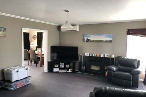 Photo of property in 16 Aspiring Avenue, Milson, Palmerston North, 4414