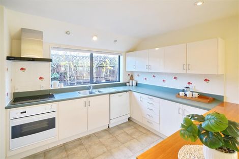 Photo of property in 6b Bradshaw Terrace, Riccarton, Christchurch, 8011