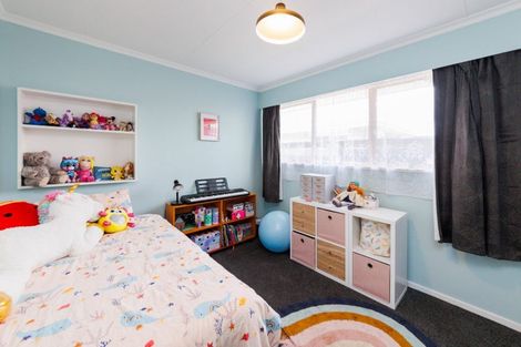 Photo of property in 18 Frimley Street, Awapuni, Palmerston North, 4412