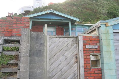 Photo of property in 38 Owhiro Bay Parade, Owhiro Bay, Wellington, 6023