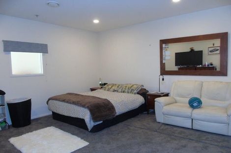 Photo of property in Stadium Garden Flats, 509/107 Thorndon Quay, Pipitea, Wellington, 6011