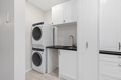 Photo of property in 155 Queen Street, Pukekohe, 2120