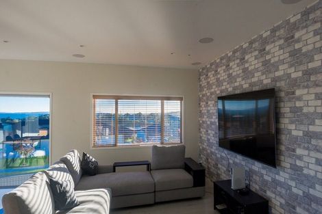 Photo of property in 25 Woodridge Drive, Stanmore Bay, Whangaparaoa, 0932