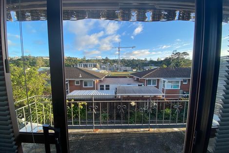 Photo of property in 5/772 Beach Road, Browns Bay, Auckland, 0630