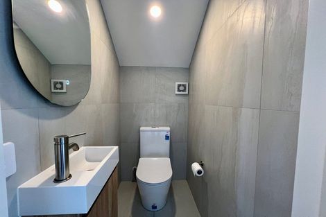 Photo of property in 109 Prince Regent Drive, Half Moon Bay, Auckland, 2012