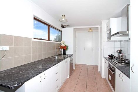 Photo of property in 29 Kelman Road, Kelston, Auckland, 0602