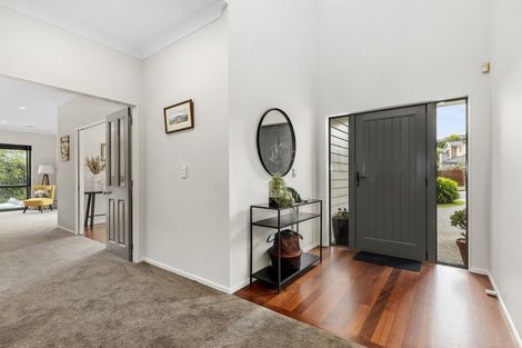 Photo of property in 4 Edington Grove, Churton Park, Wellington, 6037