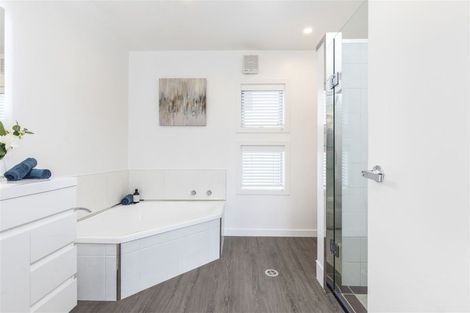 Photo of property in 19a Rostrevor Street, Hamilton Central, Hamilton, 3204