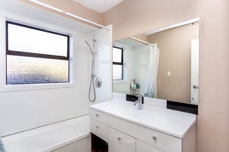 Photo of property in 3a Dickson Crescent, Hornby, Christchurch, 8042