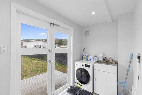 Photo of property in 4 Milne Crescent, Taita, Lower Hutt, 5011