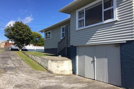 Photo of property in 7 Clyde Street, Ferndale, New Plymouth, 4310